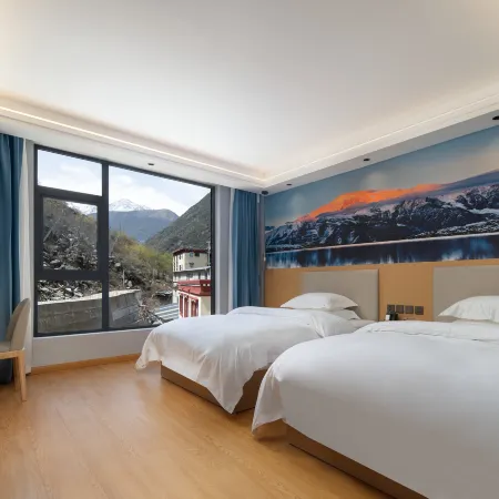 Yunting Jingju Hotel (Kangding Branch)
