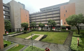 Shenzhen Chuangsheng International Apartment (Guangmingcheng High-Speed Railway Station)