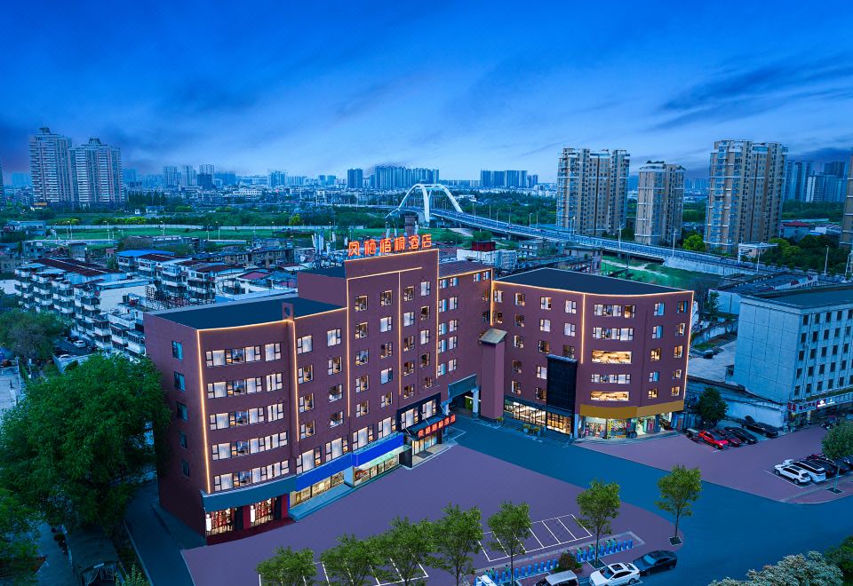 hotel overview picture