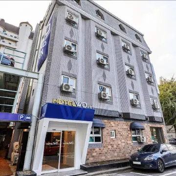 Hotel WO Yongsan Station Отели рядом с достопримечательностью «Флагманский магазин Line Friends»