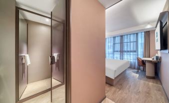 HanTing Hotel (Shanghai Fengxian Nanqiao Bus Station)