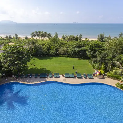 Sanya Seacube Resort Hotel Hotels near Yemeng Gallery