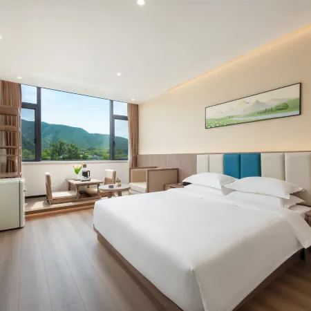 Shuangfeng Village Homestay (Moon Bay Scenic Area)