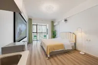 Huancheng · Watching Loft Vacation Apartment (Qingdao South Road Quanle Fang Store) - Condos