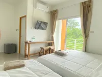 Dino Homestay Hotels in Mae Taeng