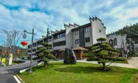Yunju Mountain Scenic Area Yunju Caotang Homestay - Mountain view