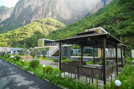 Shanshuiju Отели в г. Хугуань