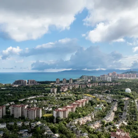 (Lingshui)Qingshuiwan Bilifu Resort Hotel