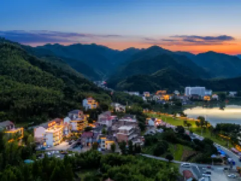 Yinlu · Guanyue Mountain View Luxury Vacation Homestay Hotels near Xijin Ferry