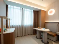 桔子酒店（南寧金湖廣場地鐵站店） 鄰近林里桥的酒店