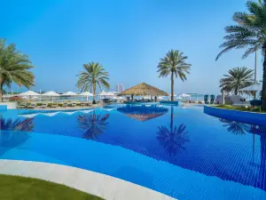 Radisson Blu Hotel and Resort Abu Dhabi Corniche