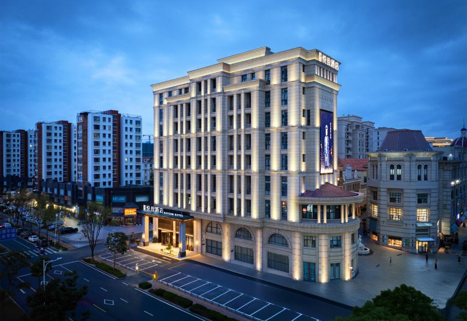 hotel overview picture