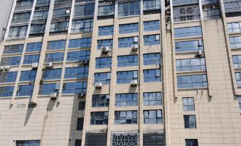 Maoxiwu Hotel (Zhongshang Plaza)