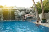 FIVE DIAMONDS HOTEL Các khách sạn ở Alacati Mahallesi