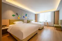 Yantai Binhai Rezen hotel Hotels near Dongshan Trestle