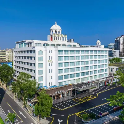 Xishang Bihai Hotel (Zhuhai Lovers Road Riyuebei Branch) Hotels near Yangming Plaza