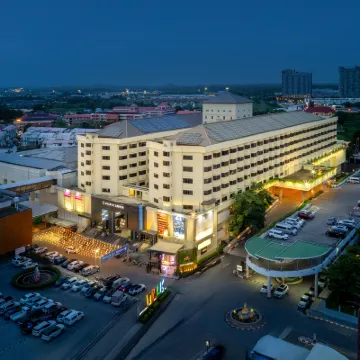 Star Convention Hotel (Star Hotel) Hotels near Star IT Center
