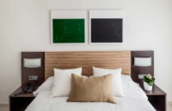 Aqua Hotel Bertran Park