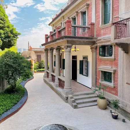 YIJU Hotel at Gulangyu Islet Отели рядом с достопримечательностью «Музей Сямэнь»
