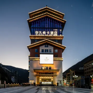 Malcom Miju Xika Hotel