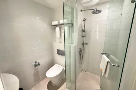 Harris Hotel & Conventions Gubeng