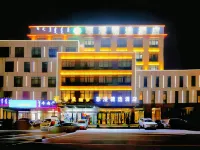 Feiman Select Hotel (Chifeng High-speed Railway Station) Hotels near Inner Mongolia Traffic Vocational and Technical College (North Area)