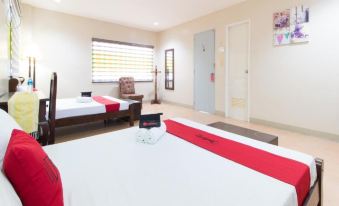 RedDoorz @ Teofila Lodge