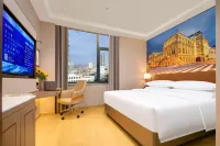 Vienna Hotel Beipiao dragon bird Caroudel Hotels in Beipiao