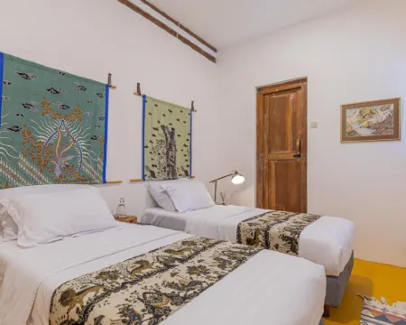 Yukke Tembi Homestay Hotels in Sewon