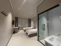 Tongsheng Hotel Hotels near Datong Gymnasium