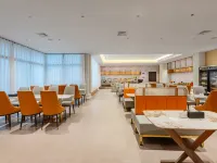 Vienna Hotel (Zhangzhou Jinfeng Industrial Park Business Center)