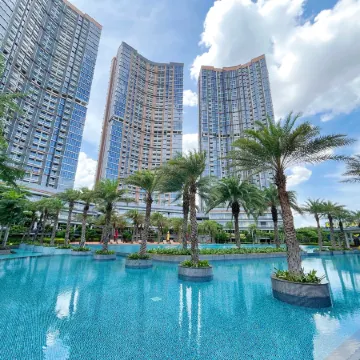 OneHOME Gold Coast PIK Sea View Apartments Отели рядом с достопримечательностью «Торговый центр PIK Avenue»