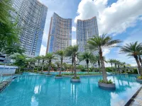 OneHOME Gold Coast PIK Sea View Apartments Hotel dekat Pantai Sakura P Untung Jawa