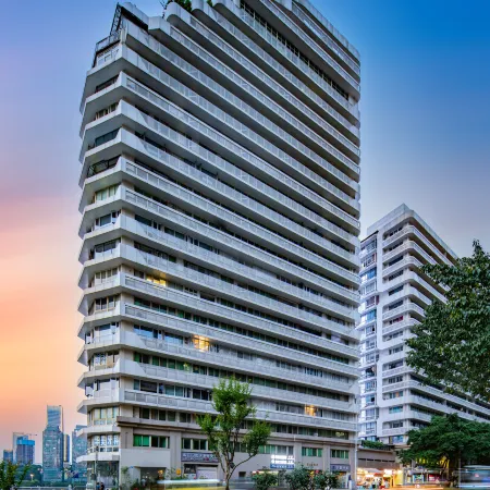 River View · 180 ° River View Hotel (Chongqing Monument to the people's Liberation Hongyadong Store)