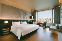 LONYATT HOTEL