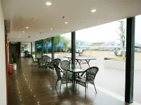 IU Hotel (Langzhong Old Town Scenic Area) - 2-Star