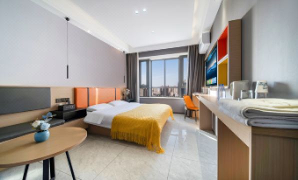 Zicheng Hotel (Provincial Orthopaedics Hospital Subway Station High-speed Railway East Station)