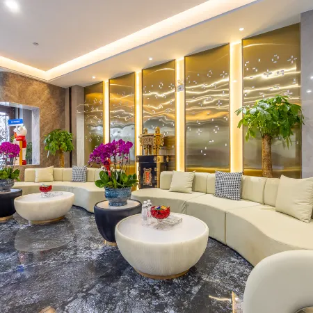 Wuwei Jingchen Hotel (Haicang Wetland Park City Museum)