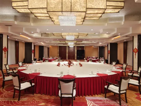 Fulejiuzhou International Hotel Отели рядом с достопримечательностью «Mianyang Science and Technology Museum»