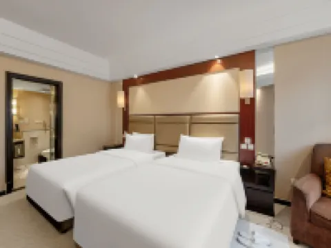 Jinghu Hotel Hotels in Deyang