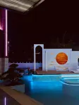 HiTi Hotel - piscina