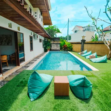 Starloka Saba Bali Hotel Отели рядом с достопримечательностью «Пляж Леби»