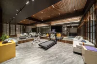 MEHOOD LESTIE Hotel (Zhanjiang Olympic Sports Center Military Park Store)