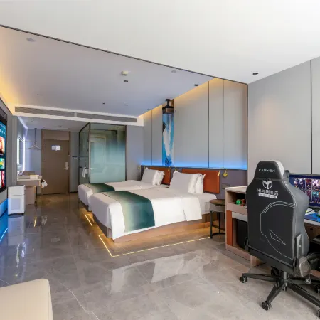 Ye Yuchen Esports Movie Hotel (Xinhua Street Shangfeng Square Branch) Отели рядом с достопримечательностью «Центральная кровавая станция Чжан Цзякоу»