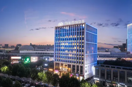 Jinjiang Metropolo Hotel Wuhan Sports Center Subway Station Wanda Plaza Отели рядом с достопримечательностью «Jiuzhen Forest Park»