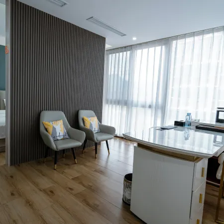 Xincheng Xiaoyuan Homestay