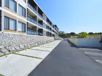 BATON SUITE OKINAWA KOURI Island - Parking