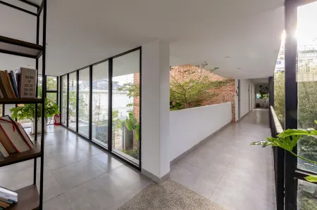 D'Mai Xanh Boutique Hotel Da Lat Отели рядом с достопримечательностью «Озеро Сюан Хуан»