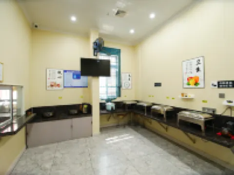 Luoding City Story Hotel Hotel di Luoding