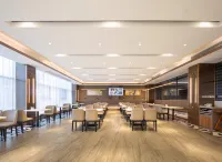 Homeinn Plus Hotel (Fushun Petrochemical University) - فطور